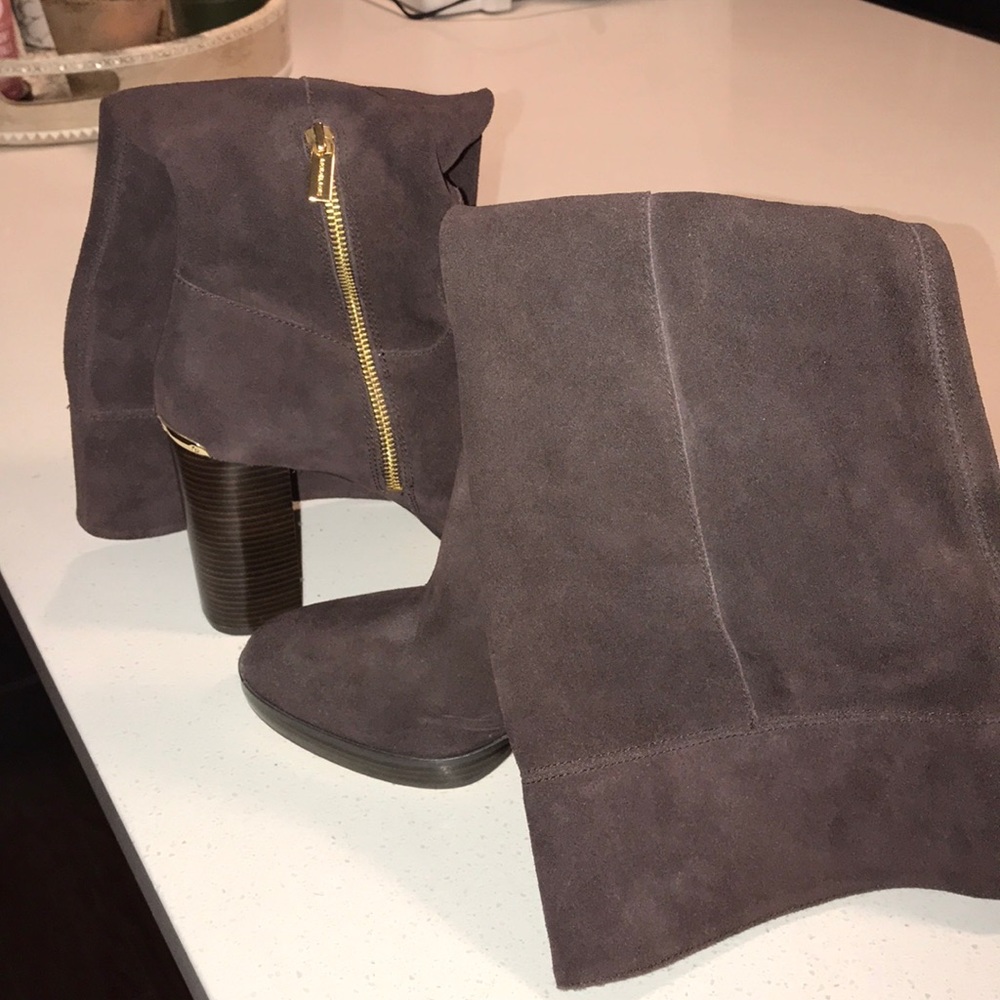 Michael Kors brown suede boots - Picture 8 of 8